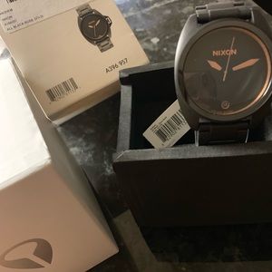 Men’s Nixon Anthem Watch - Brand new